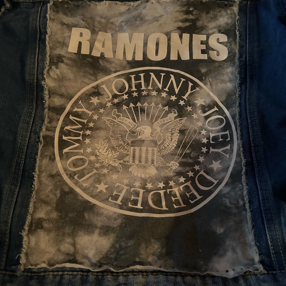Custom ramones jacket - Picture 8 of 8